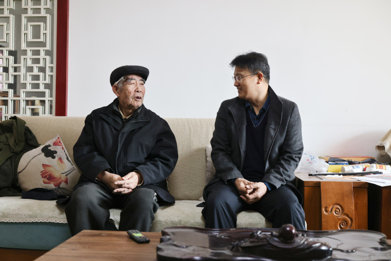 校领导2026年走访慰问老干部...